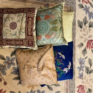 Vintage Set of Decorative Asian-Inspired Throw Pillows ( chinese) silk